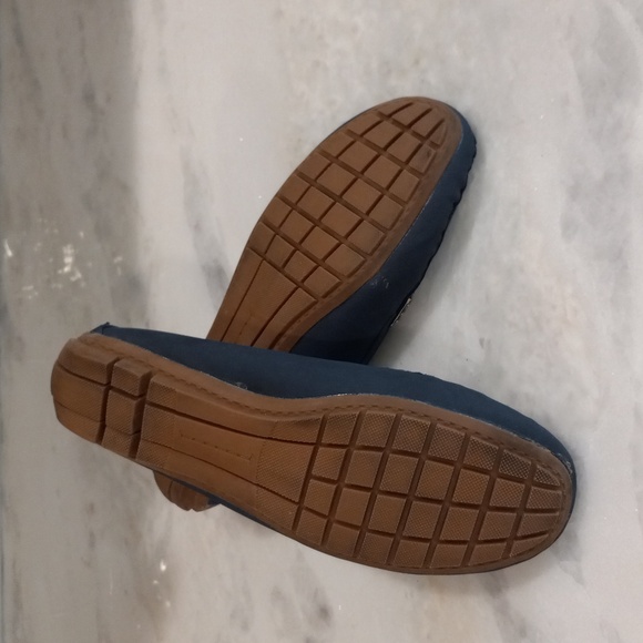 Women's Loafers - Picture 8 of 12